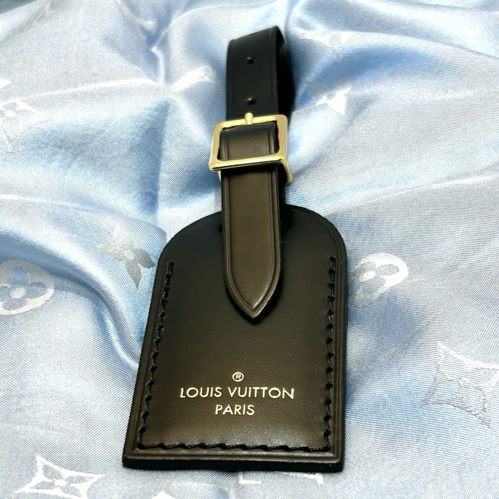 Louis Vuitton Black Leather Luggage Tag